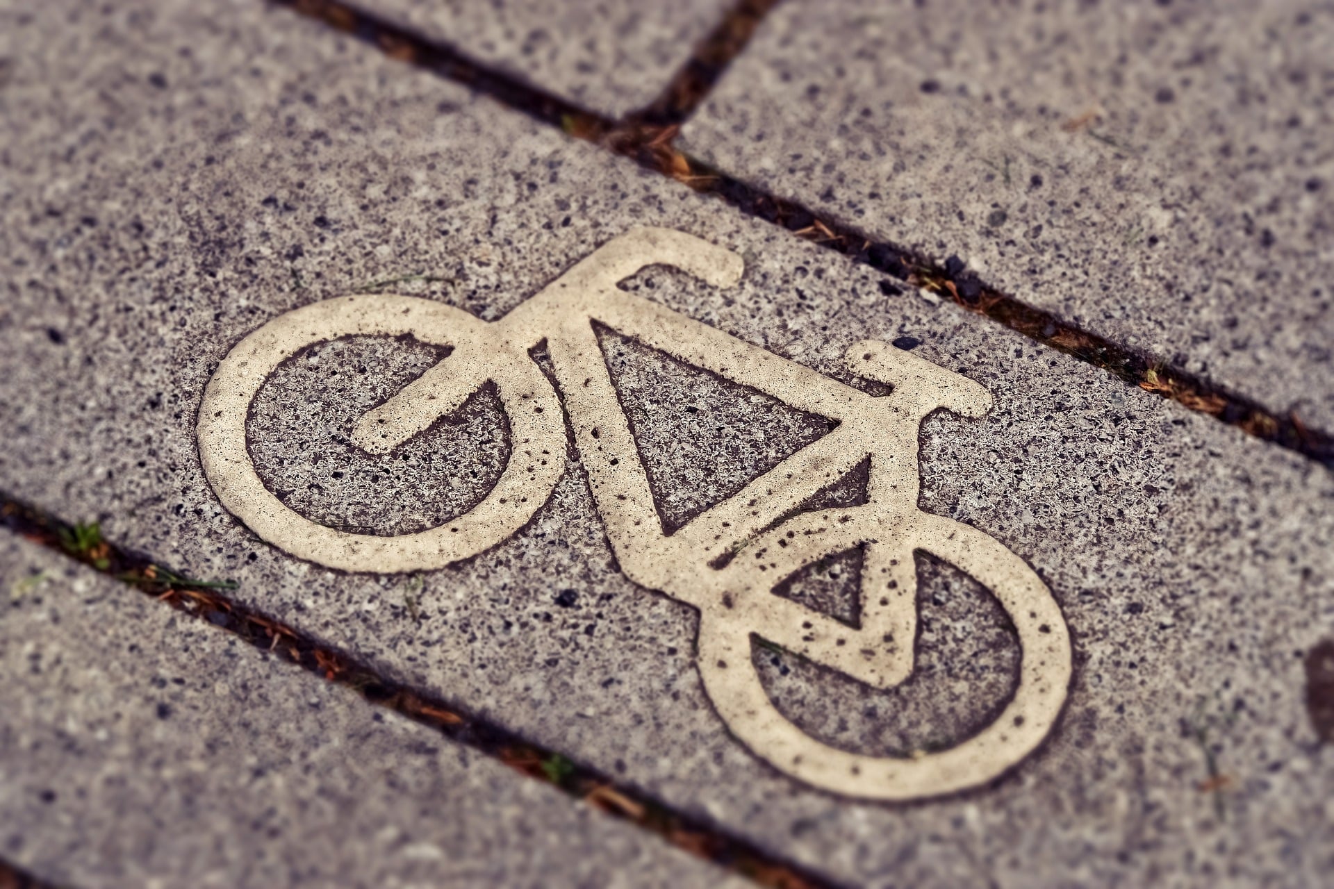 Fahrrad Symbol auf Asphalt